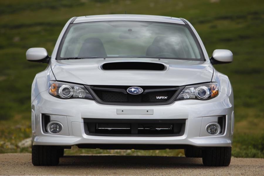  Subaru Impreza WRX Sedan 2011 года  (фото 6 из 34)